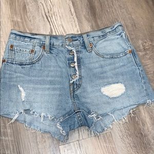 levi’s shorts